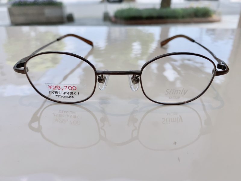 強い近視でメガネのレンズの厚みや歪み、見た目の違和感が気になるお客様 メガネのフジタにおまかせください！｜メガネ・宝石・時計・補聴器のフジタ